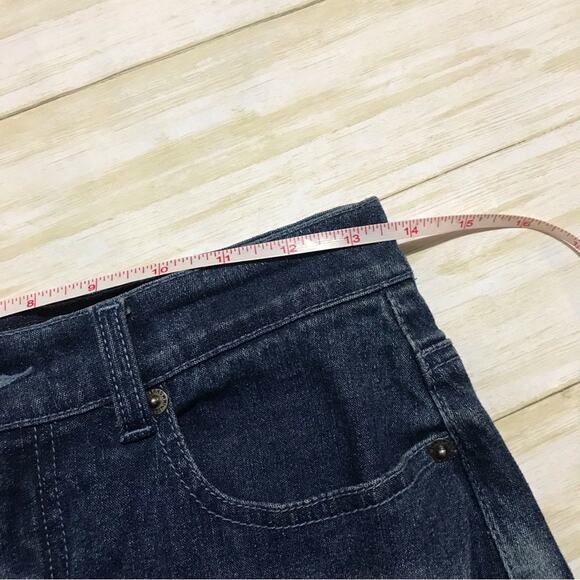 Long Modest Sandblasted Textured Light Wash Stretch Denim Jean Skirt Size Small - Picture 5 of 5